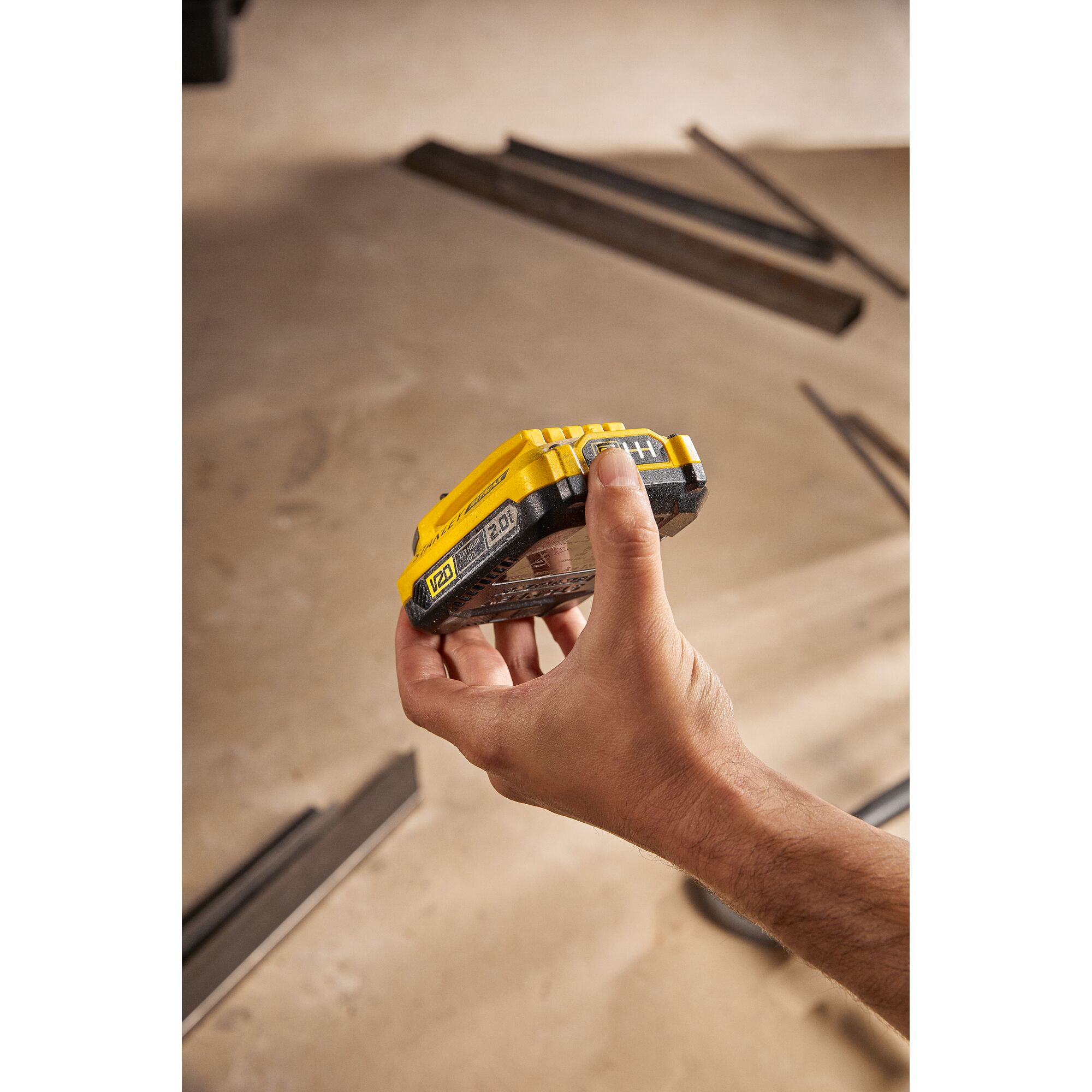 แบตเตอรี่ 20V ขนาด 2AH