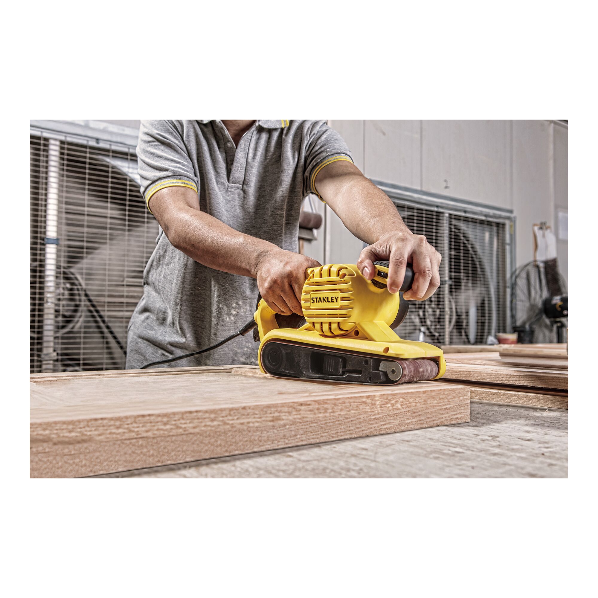 เครื่องขัดกระดาษทรายสายพาน 900 วัตต์