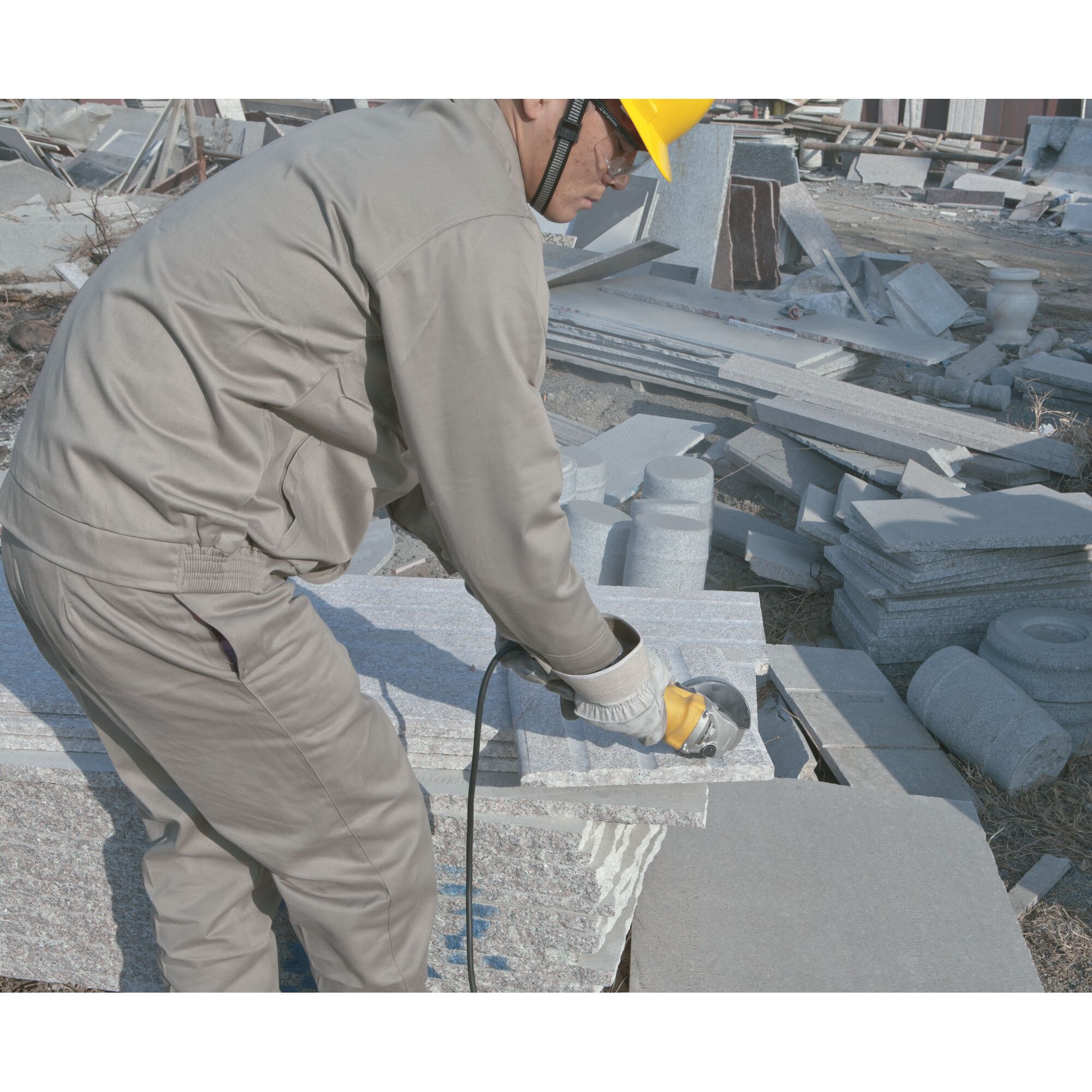 เครื่องเจียร 100 มม. 1050 วัตต์