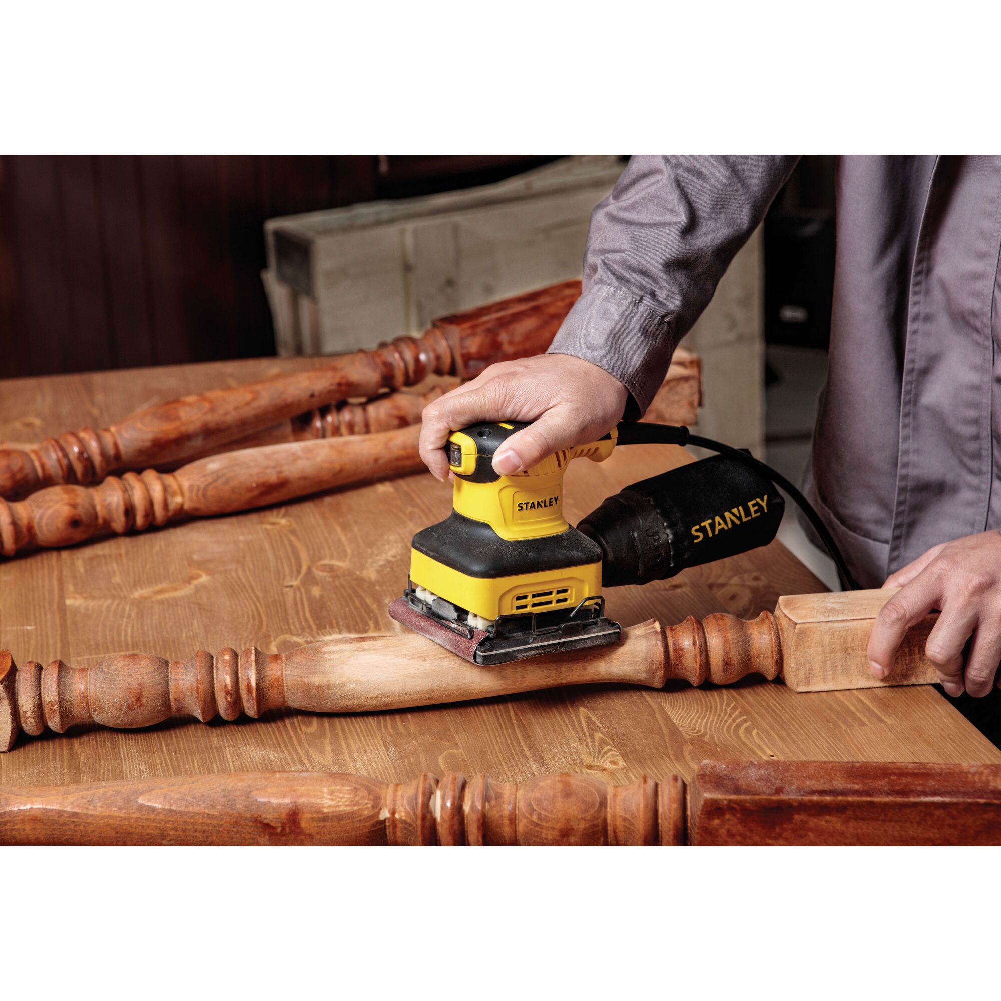 เครื่องขัดกระดาษทรายแบบเหลี่ยม 240 วัตต์ 1/4 นิ้ว