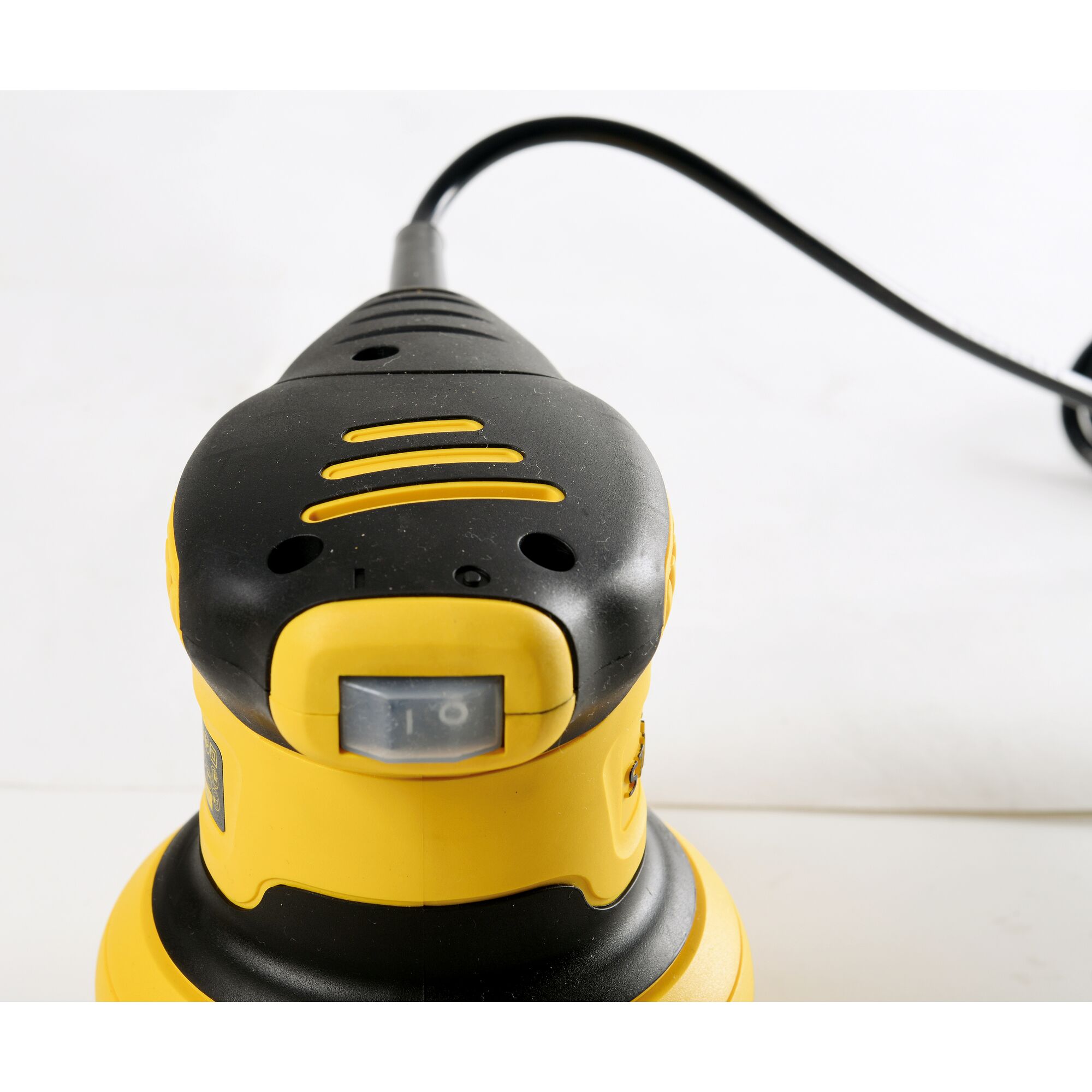 เครื่องขัดกระดาษทรายแบบกลม 5 นิ้ว 300วัตต์