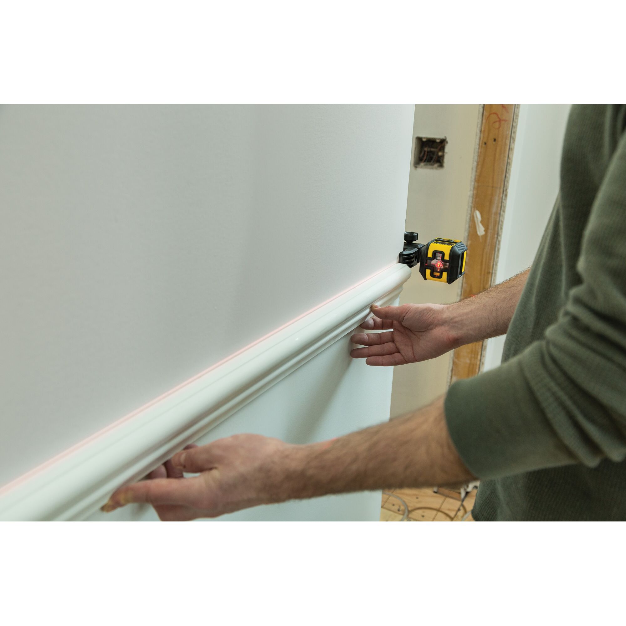 เลเซอร์กำหนดเส้น Cubix แสงสีแดง